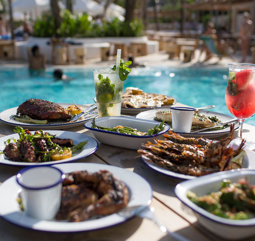 Noku Beach House - Food setup